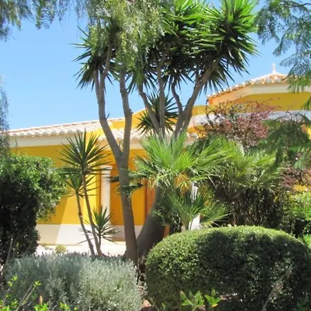 Vivenda Vista *